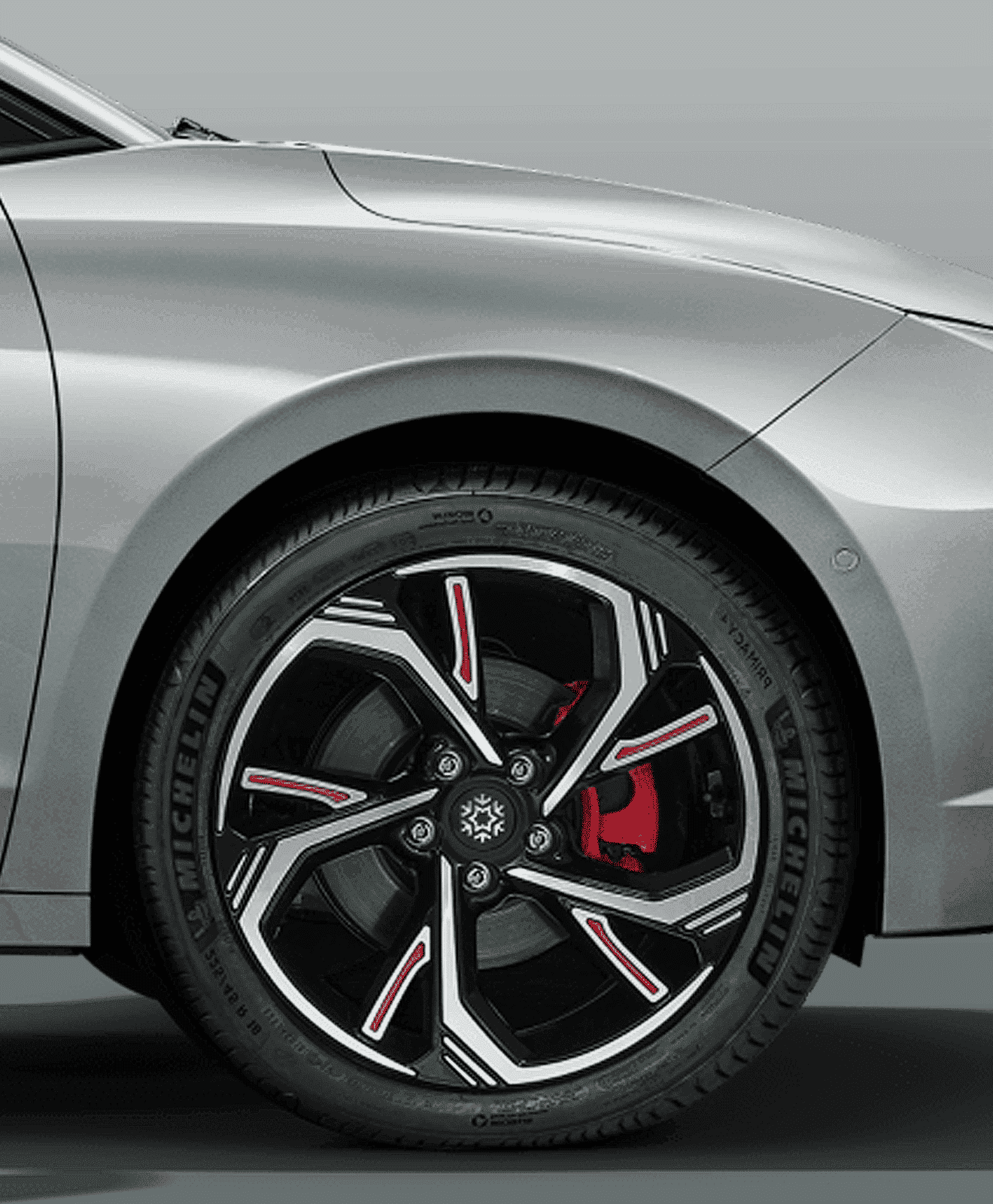 Nieve EVZOOM Lastik Önerisi: Elektrikli Mikro Mobilitede Verimlilik ve Güvenlik Rehberi